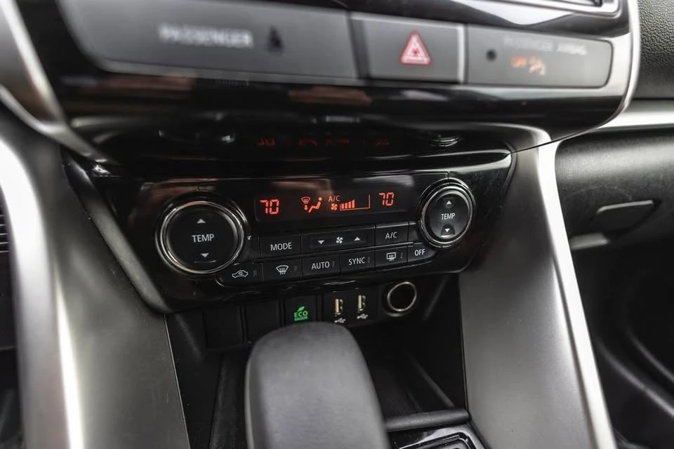 2025 Mitsubishi Eclipse Cross - Image 17 of 20