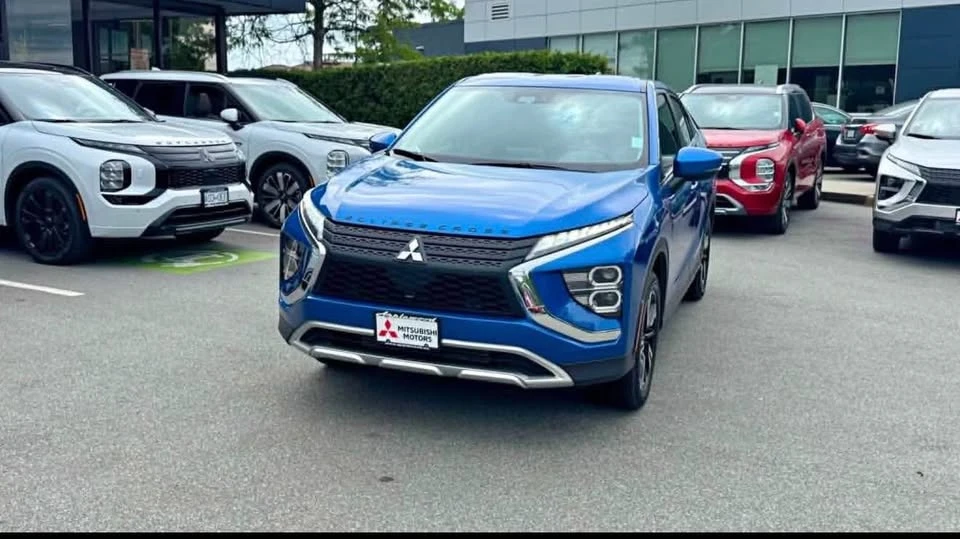 2025 Mitsubishi Eclipse Cross - Image 2 of 9