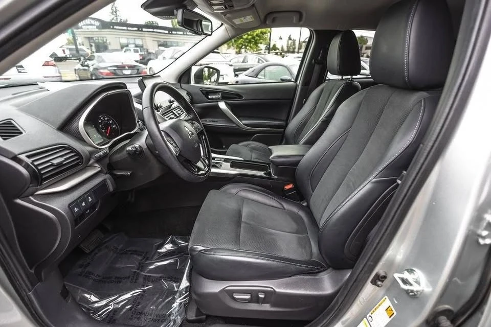 2025 Mitsubishi Eclipse Cross - Image 12 of 20