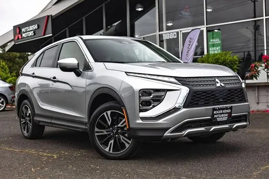2025 Mitsubishi Eclipse Cross SE