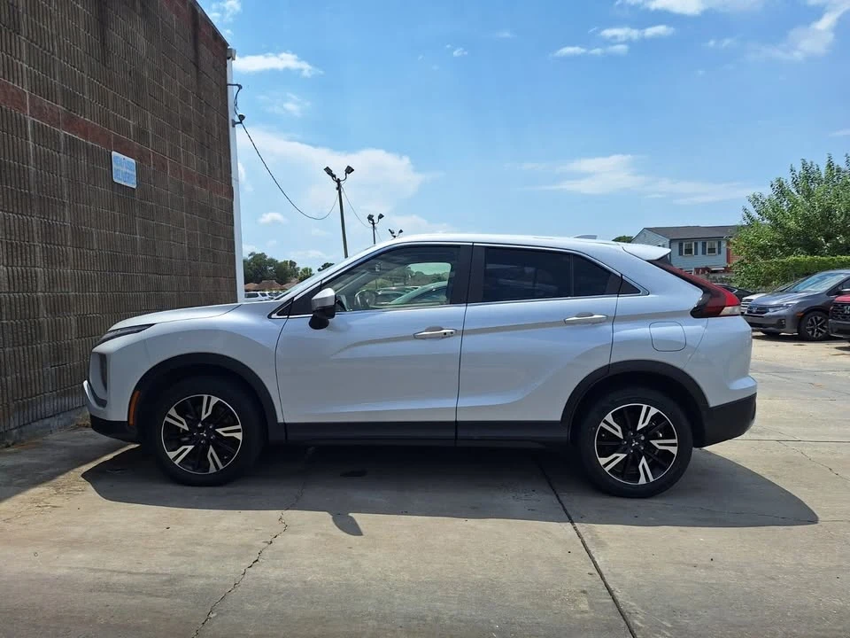 2025 Mitsubishi Eclipse Cross - Image 3 of 6
