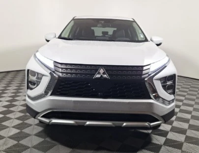 2025 Mitsubishi Eclipse Cross - Image 2 of 12