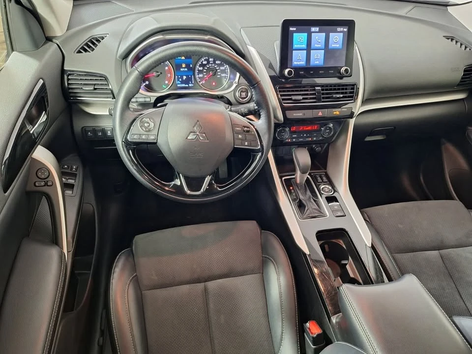 2025 Mitsubishi Eclipse Cross - Image 2 of 12