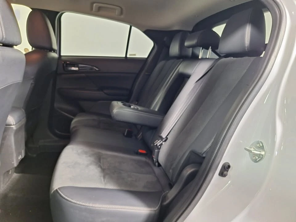 2025 Mitsubishi Eclipse Cross - Image 11 of 12