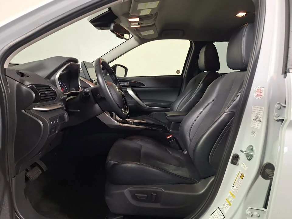 2025 Mitsubishi Eclipse Cross - Image 10 of 12