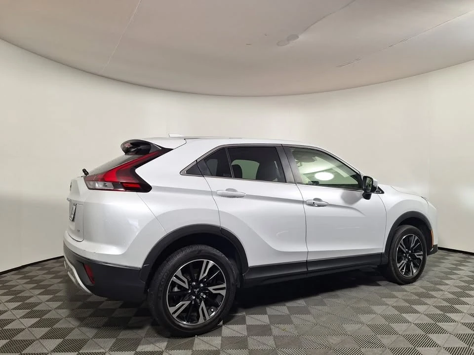 2025 Mitsubishi Eclipse Cross - Image 7 of 12