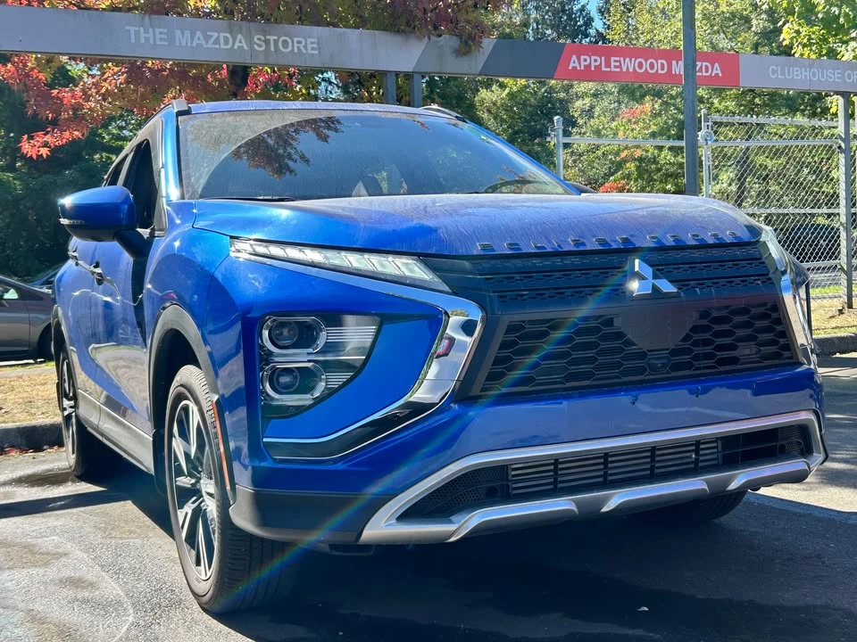 2025 Mitsubishi Eclipse Cross - Image 3 of 19