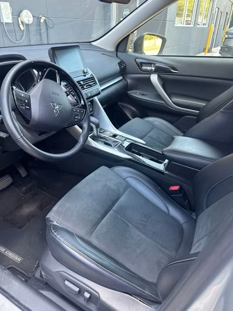 2025 Mitsubishi Eclipse Cross - Image 5 of 6