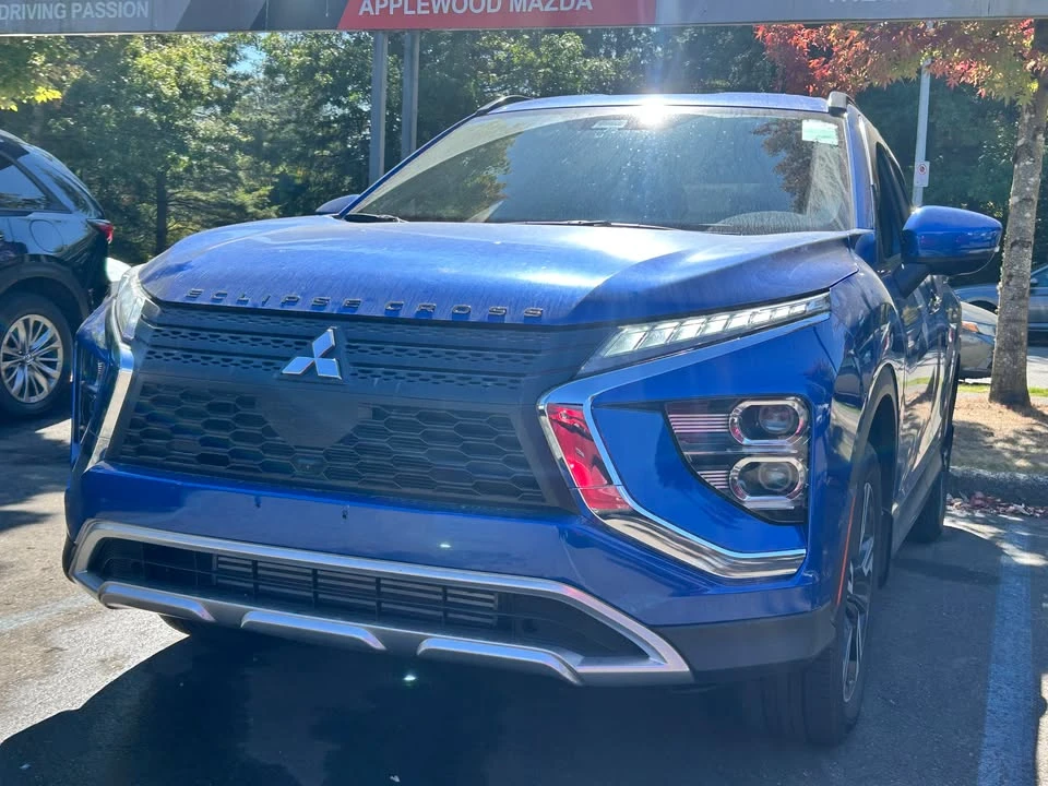 2025 Mitsubishi Eclipse Cross - Image 2 of 19