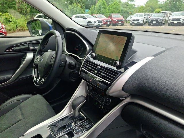 2025 Mitsubishi Eclipse Cross - Image 12 of 20