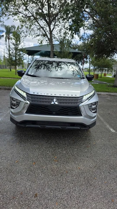 2025 Mitsubishi Eclipse Cross - Image 2 of 12