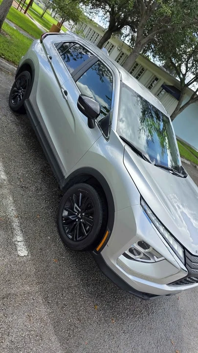 2025 Mitsubishi Eclipse Cross - Image 4 of 12
