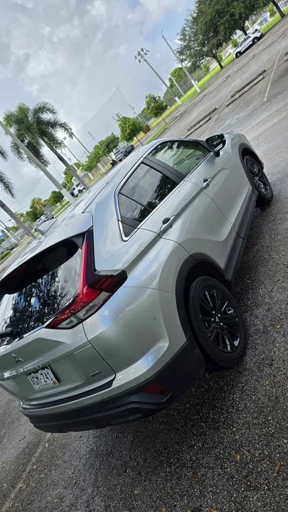 2025 Mitsubishi Eclipse Cross - Image 8 of 12
