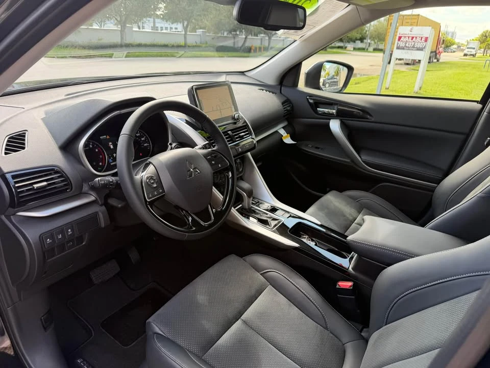 2025 Mitsubishi Eclipse Cross - Image 13 of 14