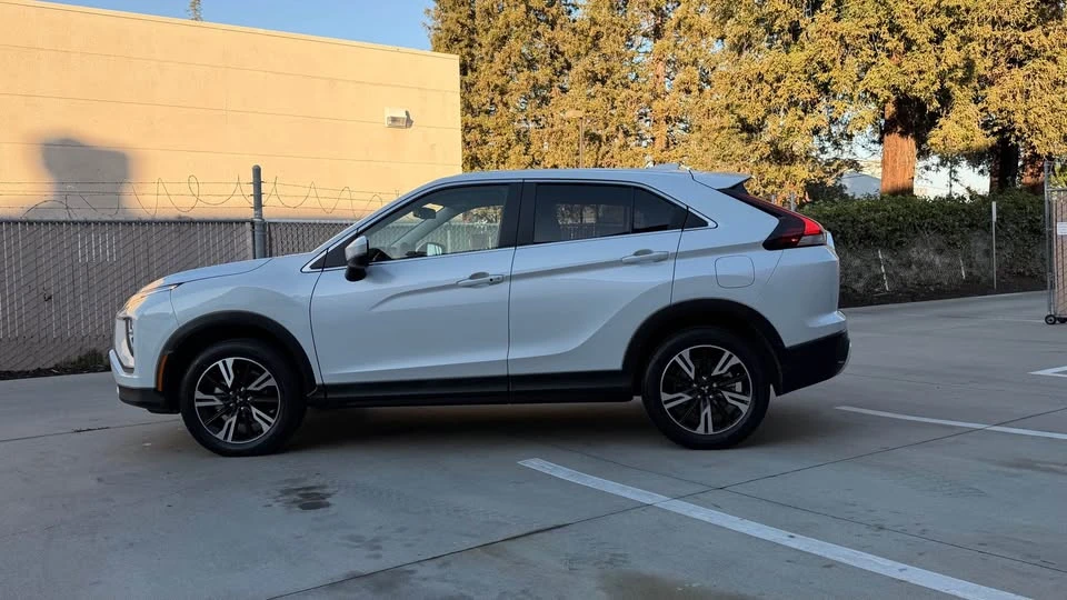 2025 Mitsubishi Eclipse Cross - Image 6 of 18