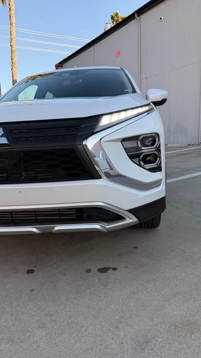 2025 Mitsubishi Eclipse Cross - Image 4 of 18