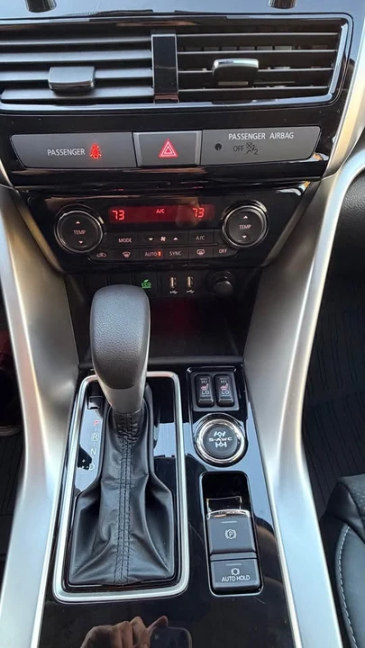 2025 Mitsubishi Eclipse Cross - Image 10 of 18