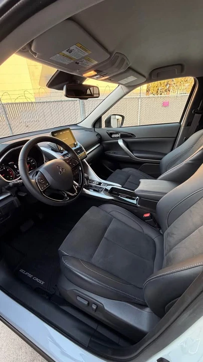 2025 Mitsubishi Eclipse Cross - Image 12 of 18