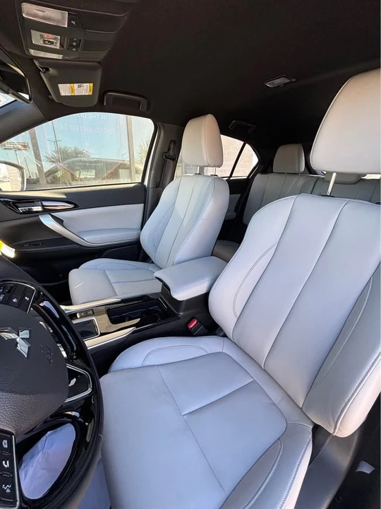 2025 Mitsubishi Eclipse Cross - Image 3 of 6