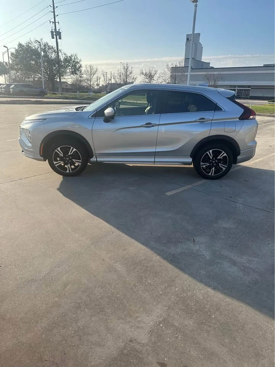 2025 Mitsubishi Eclipse Cross - Image 7 of 17