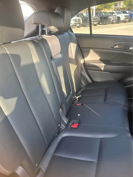 2025 Mitsubishi Eclipse Cross - Image 16 of 17