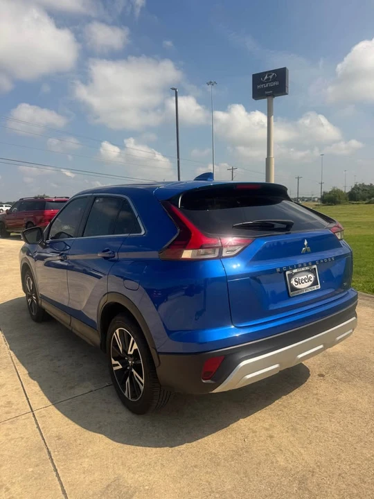 2025 Mitsubishi Eclipse Cross - Image 2 of 9