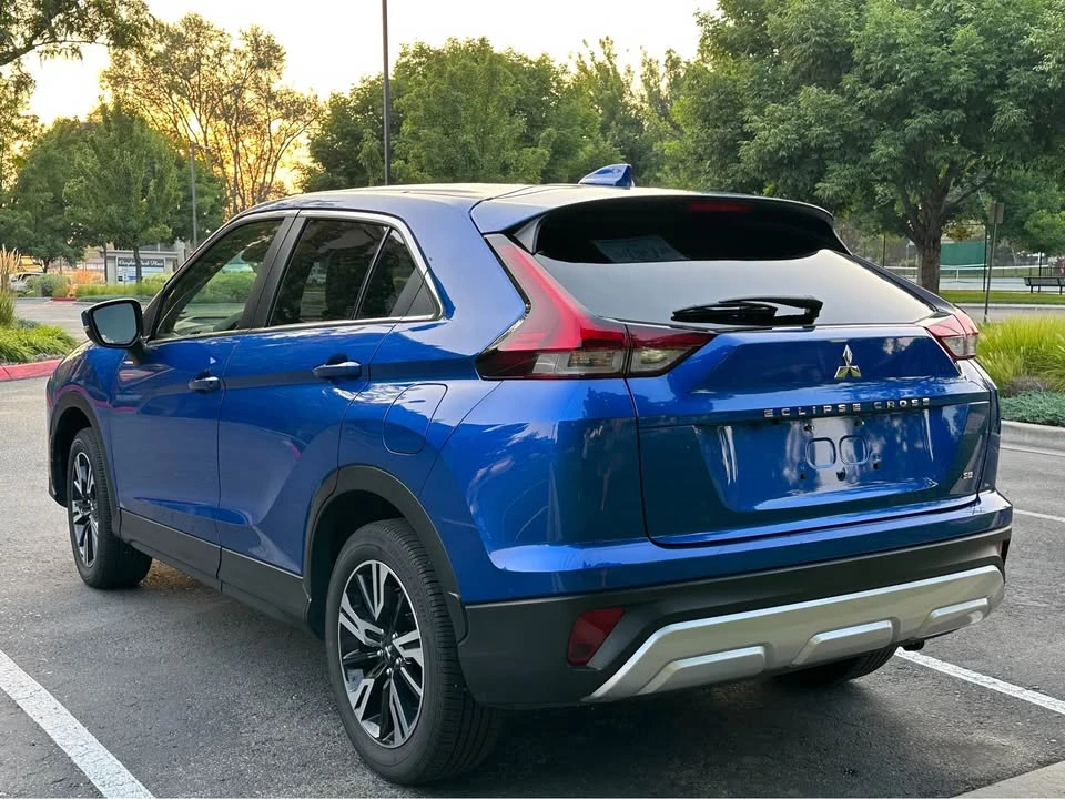 2025 Mitsubishi Eclipse Cross - Image 5 of 16