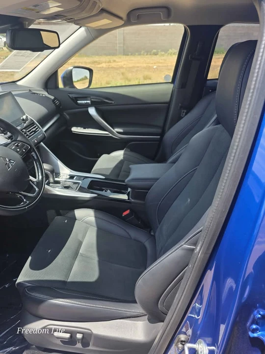 2025 Mitsubishi Eclipse Cross - Image 6 of 6