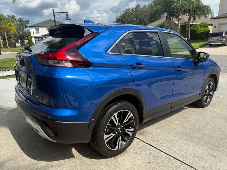 2025 Mitsubishi Eclipse Cross - Image 4 of 20
