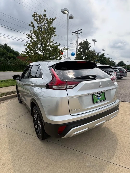 2025 Mitsubishi Eclipse Cross - Image 4 of 4