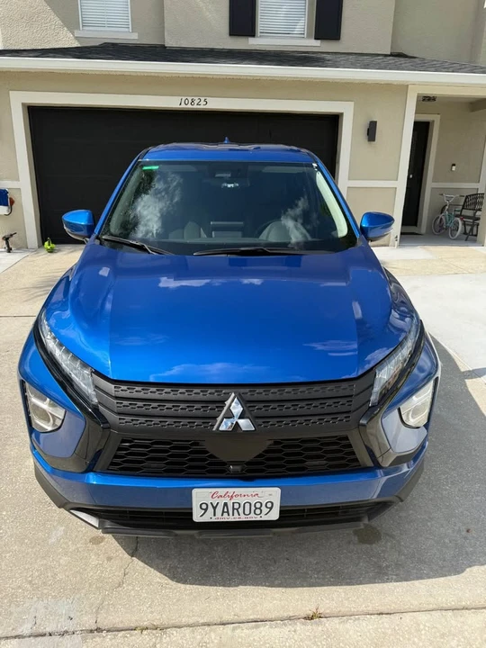 2025 Mitsubishi Eclipse Cross - Image 2 of 20