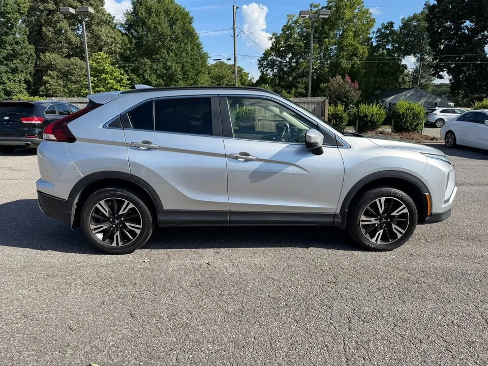 2025 Mitsubishi Eclipse Cross - Image 5 of 8