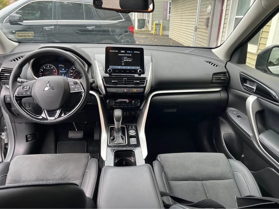 2025 Mitsubishi Eclipse Cross - Image 10 of 15