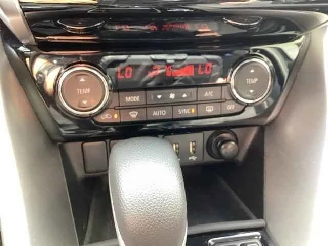 2025 Mitsubishi Eclipse Cross - Image 12 of 20