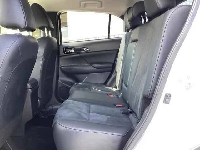 2025 Mitsubishi Eclipse Cross - Image 18 of 20