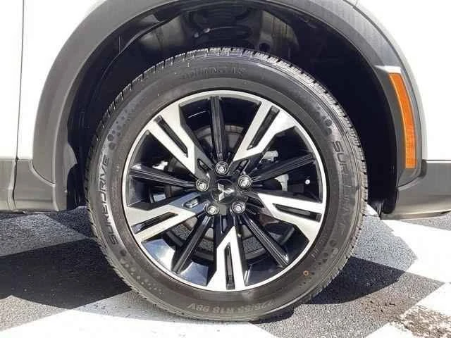 2025 Mitsubishi Eclipse Cross - Image 11 of 20
