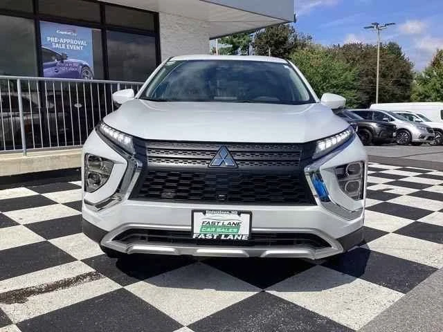 2025 Mitsubishi Eclipse Cross - Image 3 of 20