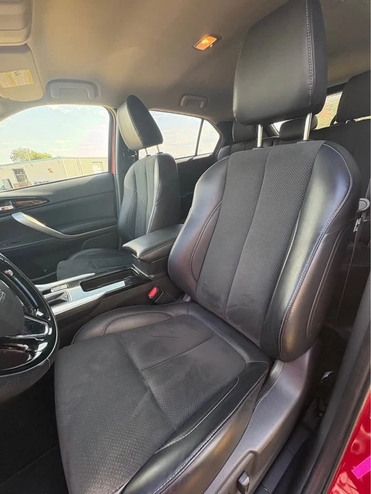 2025 Mitsubishi Eclipse Cross - Image 13 of 18