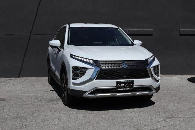 2025 Mitsubishi Eclipse Cross - Image 2 of 20