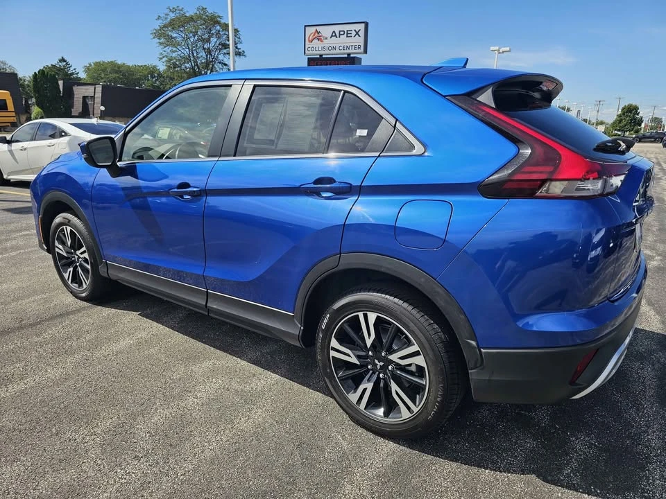 2025 Mitsubishi Eclipse Cross - Image 3 of 12