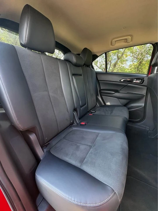 2025 Mitsubishi Eclipse Cross - Image 15 of 18