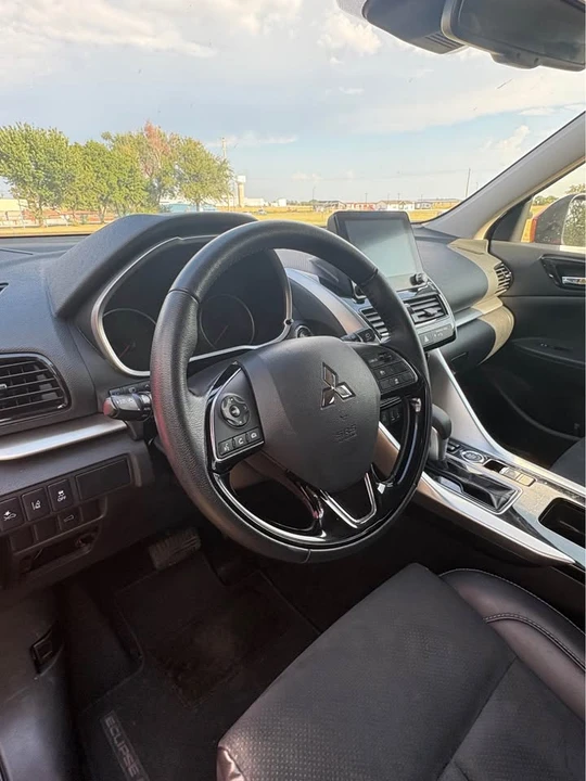2025 Mitsubishi Eclipse Cross - Image 5 of 18