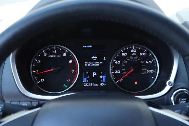 2025 Mitsubishi Eclipse Cross - Image 16 of 20