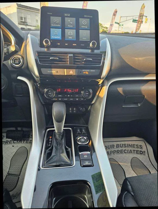 2025 Mitsubishi Eclipse Cross - Image 12 of 20