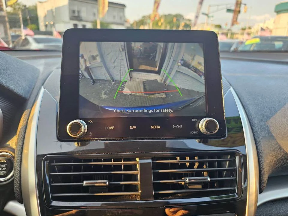 2025 Mitsubishi Eclipse Cross - Image 13 of 20