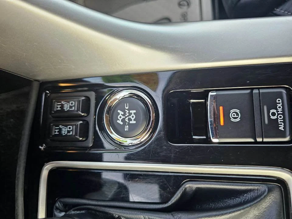 2025 Mitsubishi Eclipse Cross - Image 16 of 20