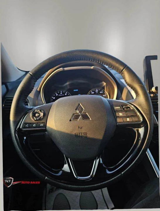 2025 Mitsubishi Eclipse Cross - Image 9 of 20
