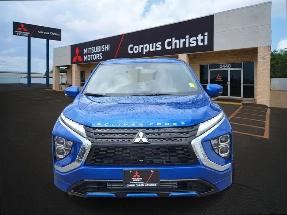 2025 Mitsubishi Eclipse Cross - Image 3 of 17