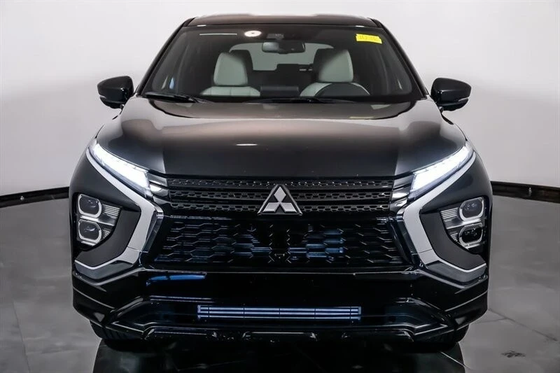2025 Mitsubishi Eclipse Cross - Image 4 of 21