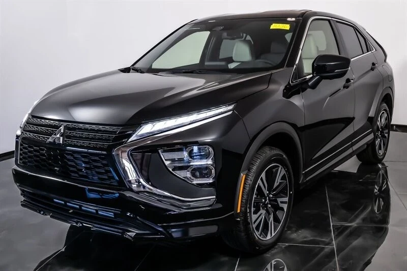 2025 Mitsubishi Eclipse Cross - Image 5 of 21
